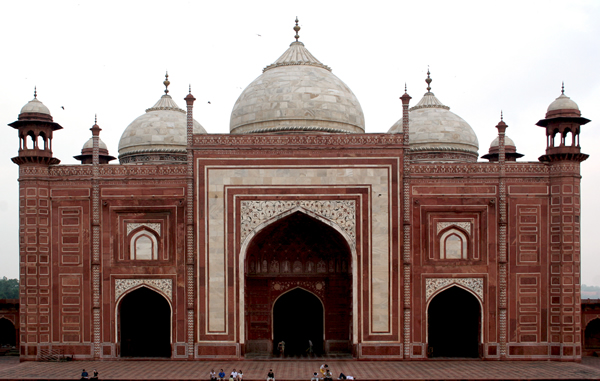 Loading... Taj_Mahal_Mosque_India.jpg